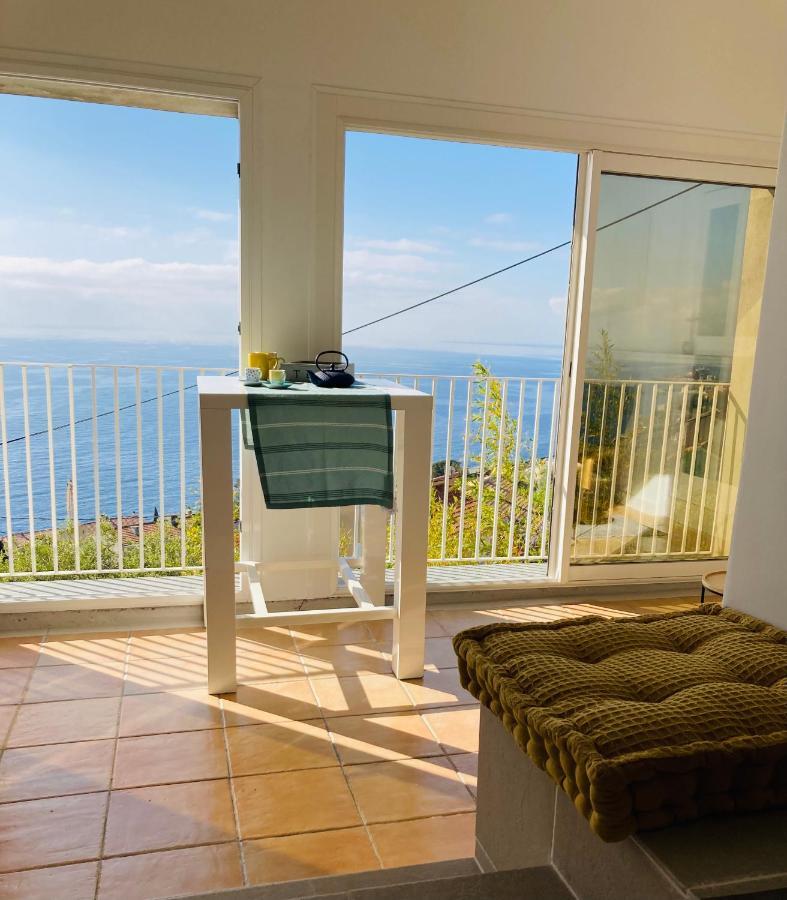 Maison Mediterraneo - Rez De Villa, Vue Imprenable Sur La Mer بيترانيرا المظهر الخارجي الصورة